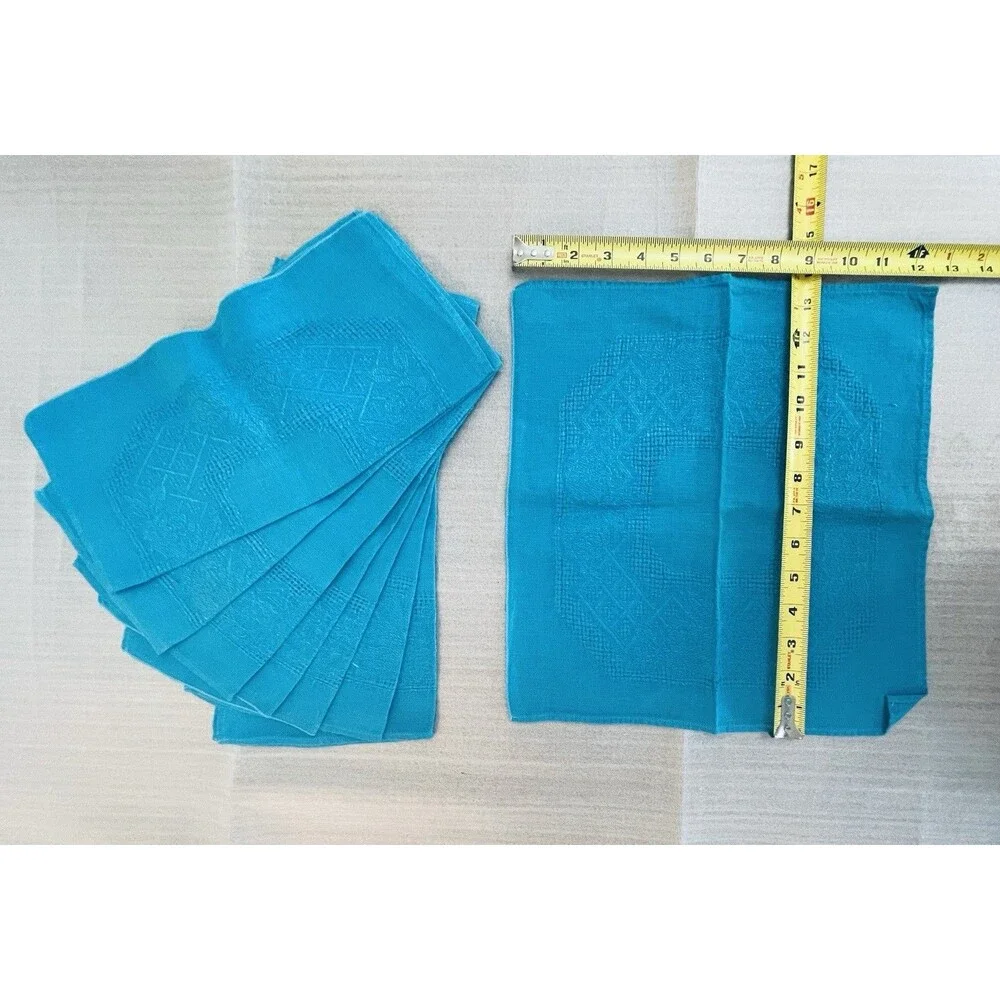 Unbranded vintage set